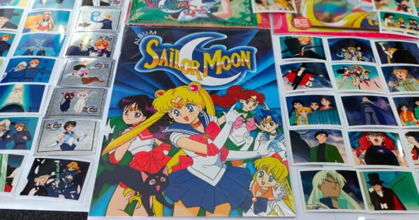 Álbum  Sailor Moon completo a pegar + 4 poster